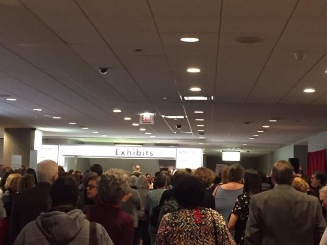 Exhibit_hall2.jpg